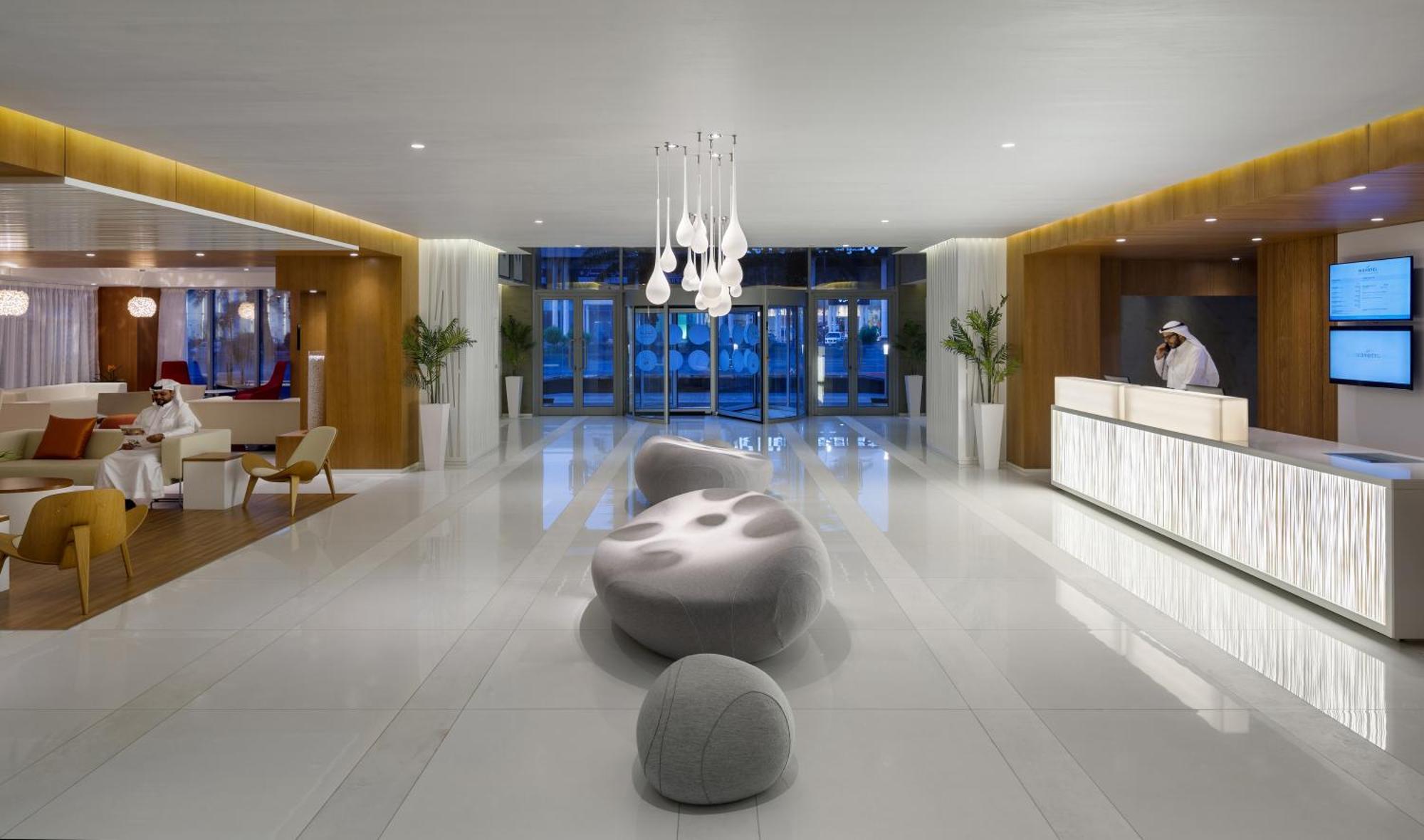 Novotel Jeddah Tahlia Экстерьер фото