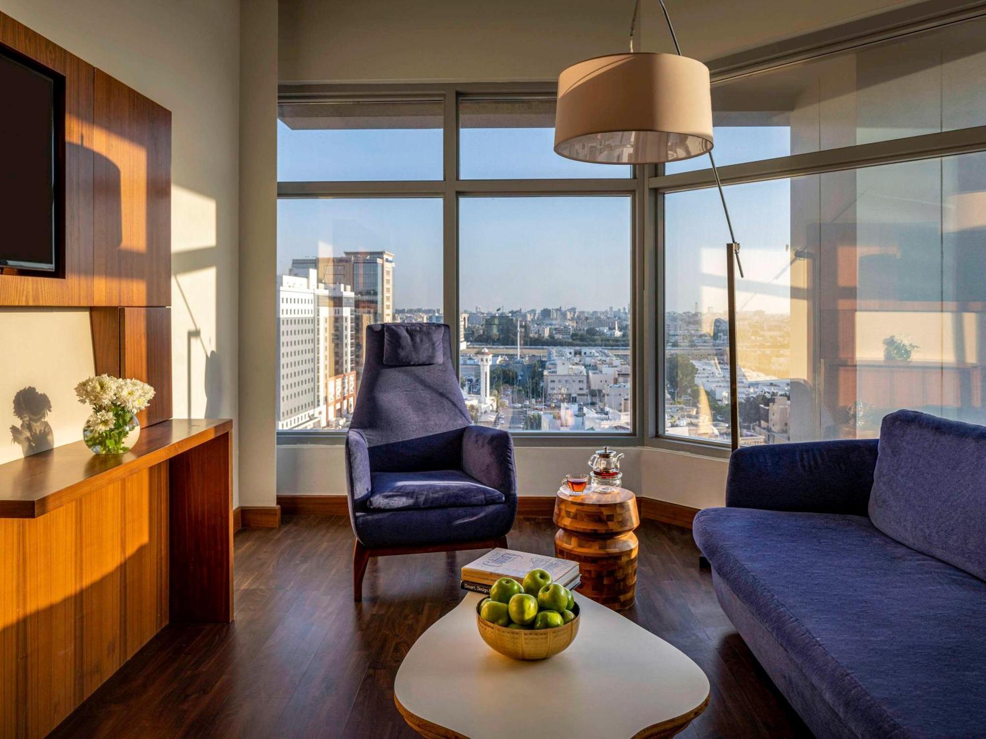Novotel Jeddah Tahlia Экстерьер фото