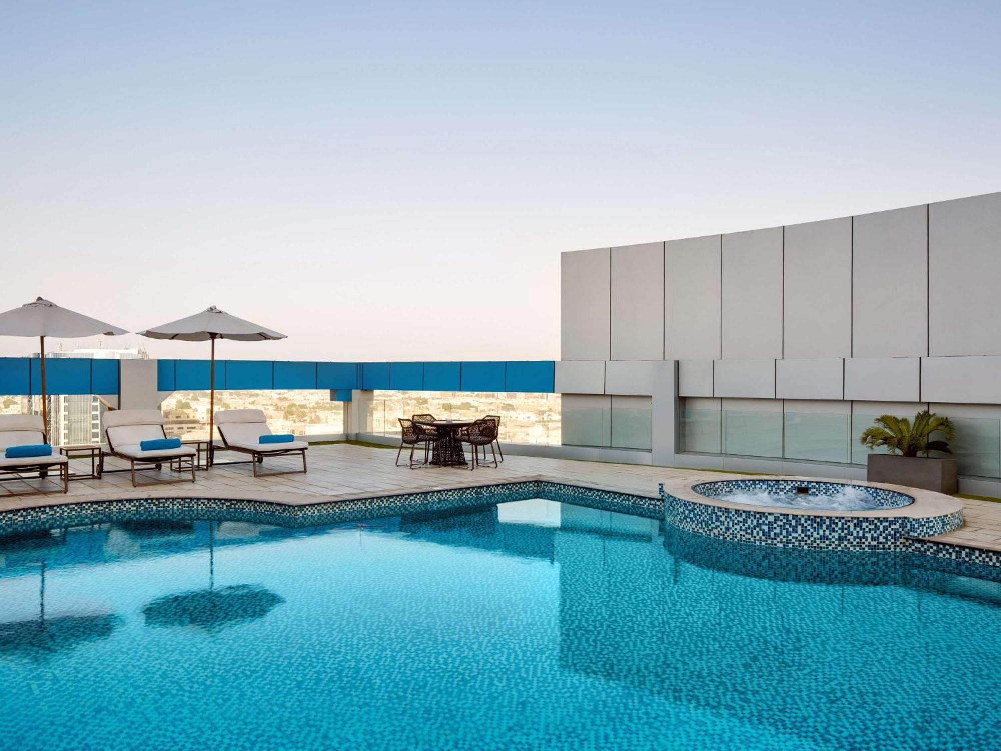 Novotel Jeddah Tahlia Экстерьер фото