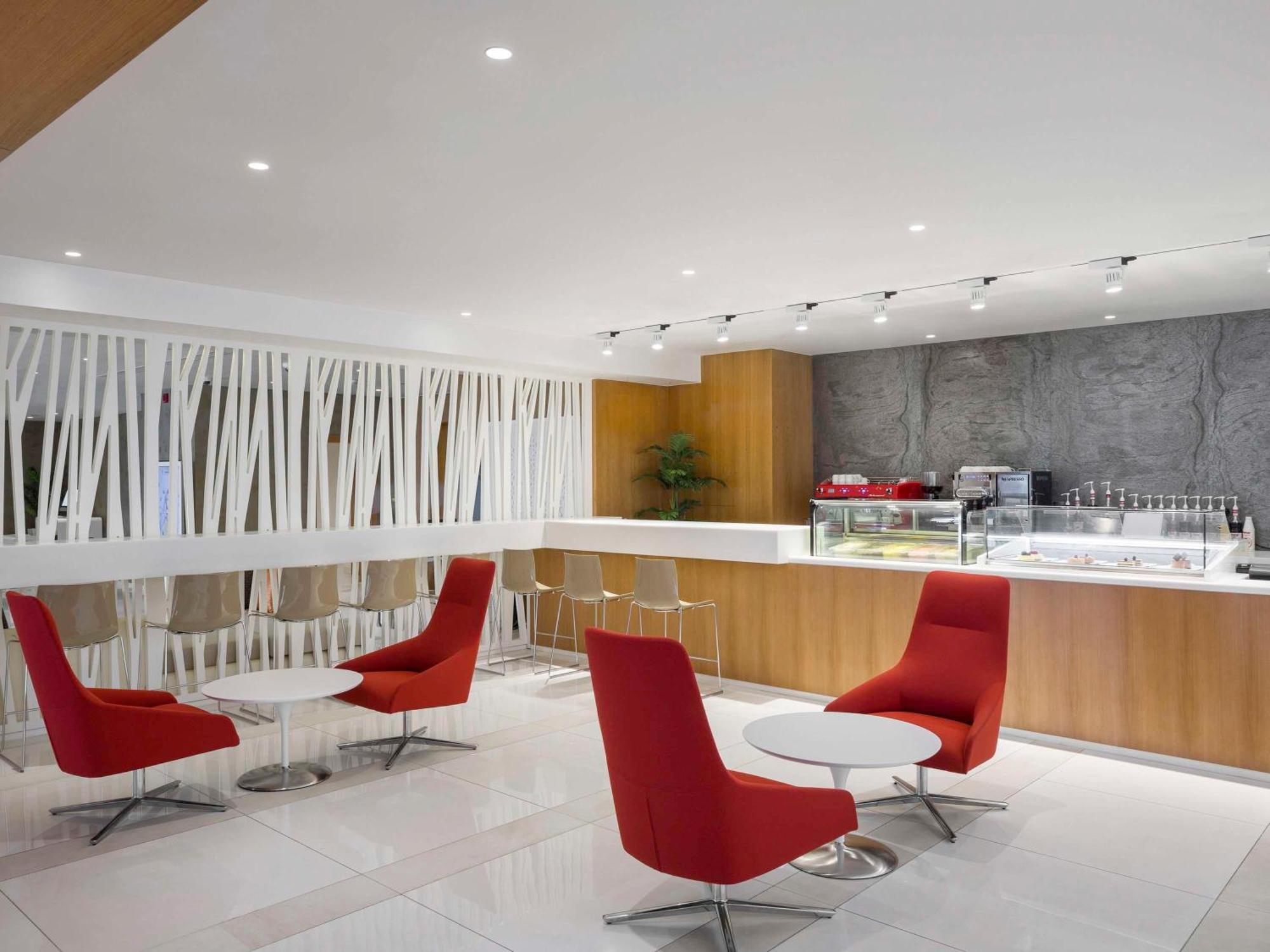 Novotel Jeddah Tahlia Экстерьер фото