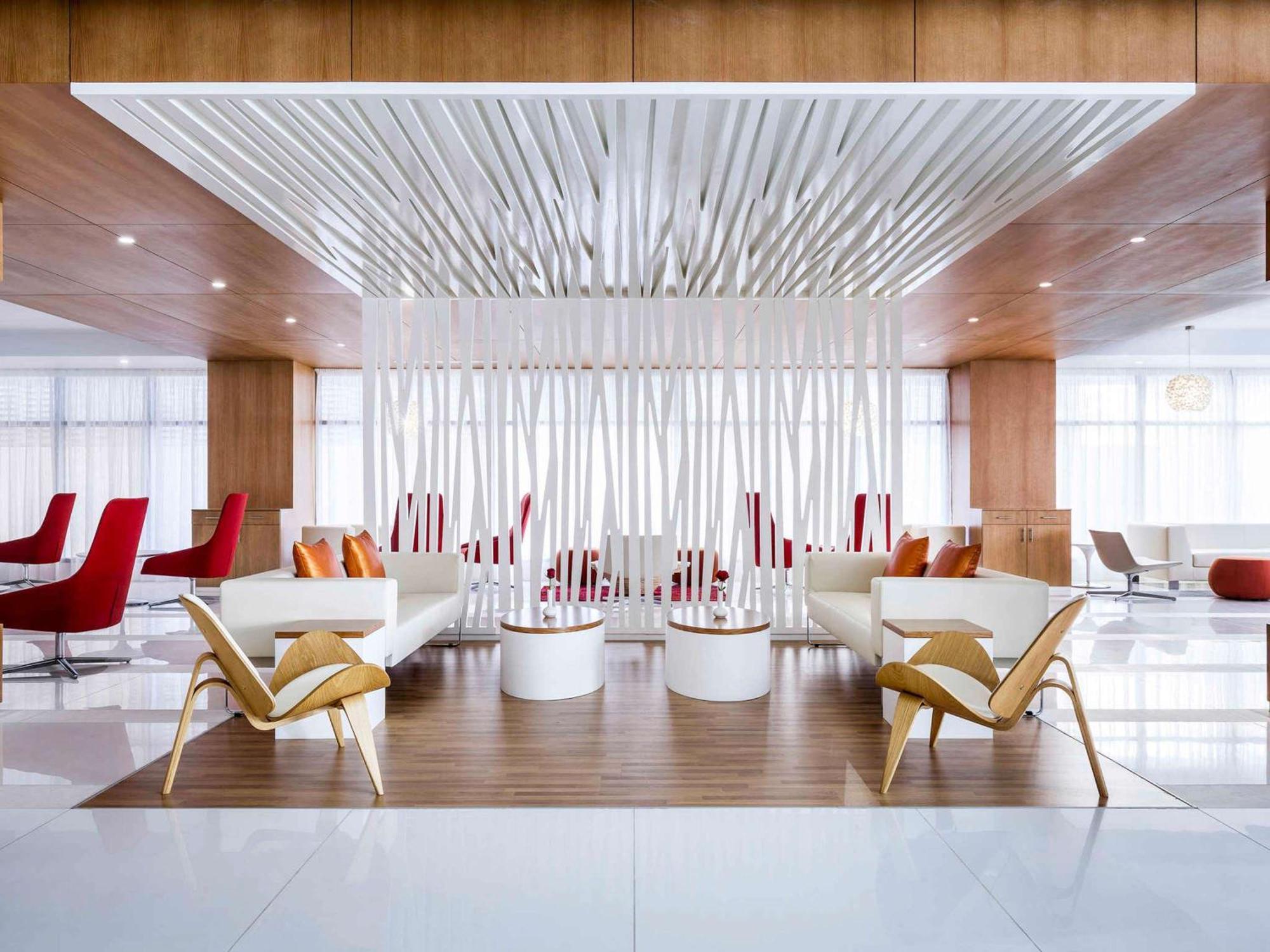 Novotel Jeddah Tahlia Экстерьер фото